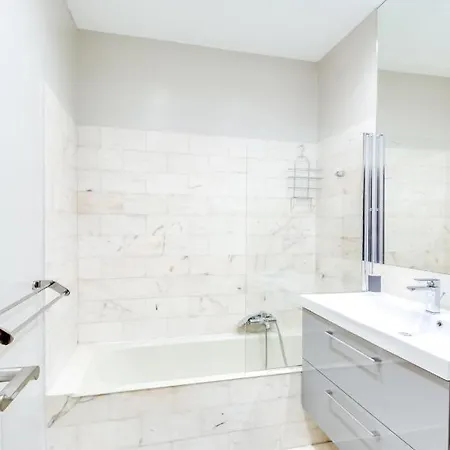 Immogroom - Studio - Modern - Bright - Ac - Parking -congressbeaches קאן