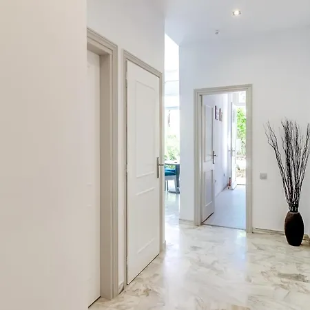 Immogroom - Studio - Modern - Bright - Ac - Parking -congressbeaches קאן